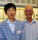  Professor Dale Boger (right) and Assistant Professor Akinori Okano led the research./Scripps