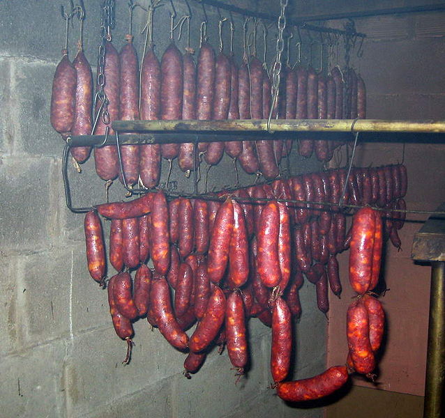 Chorizos Public domain image/Grelavia wikimedia commons