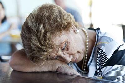 Sleep apnea may increase AD risk . Image/ATS
